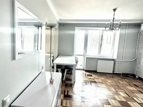 квартира за адресою Родини Крушельницьких вул., 7