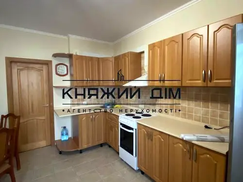 квартира за адресою Степана Руданського вул., 4-6