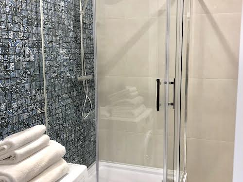 квартира за адресою Джона Маккейна вул. (Івана Кудрі), 7