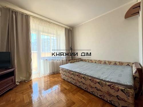 квартира за адресою Драгоманова вул., 44-А