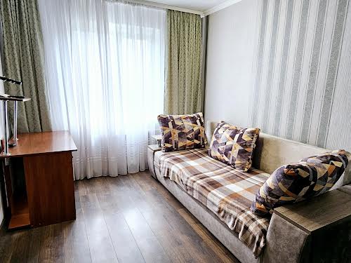 квартира за адресою Вишнева вул., 133