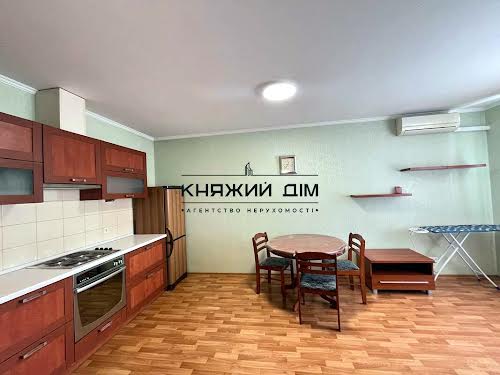 квартира за адресою Миколи Бажана просп., 12