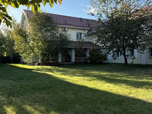 будинок за адресою Зоряна вул., 8