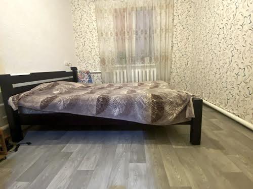 будинок за адресою Яблунева, 7
