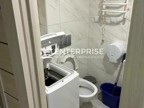 квартира за адресою Машинобудівна вул., 41