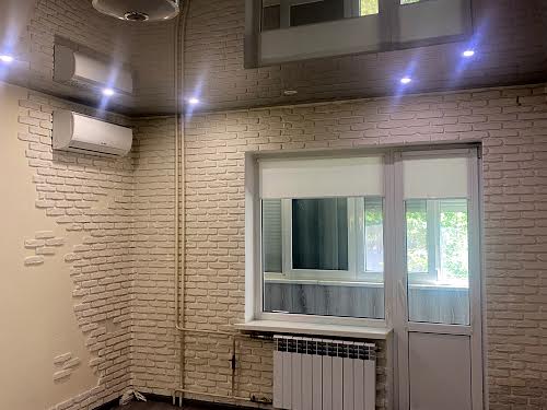 квартира за адресою Ревуцького вул., 35