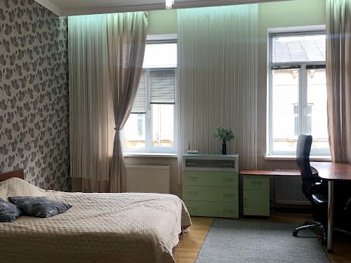 квартира за адресою Шпитальна вул., 22