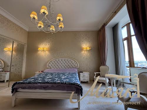 квартира по адресу Паторжинского ул., 14