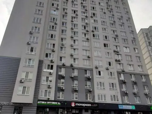 квартира за адресою Драгоманова вул., 10