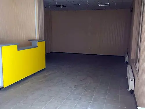 комерційна за адресою Різдвяна вул., 50