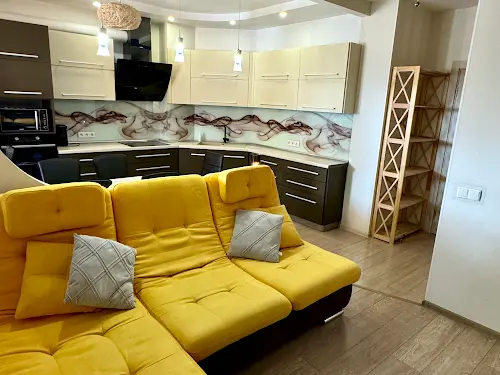 квартира за адресою Ревуцького вул., 7-В