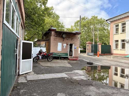 коммерческая по адресу Адмиральский просп., 38