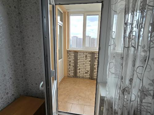 квартира по адресу Олены Пчилки ул., 2