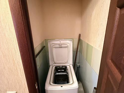 комерційна за адресою Оболонський просп., 10