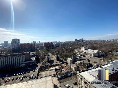 квартира за адресою Дмитра Яворницького просп. (Карла Маркса), 72-Б