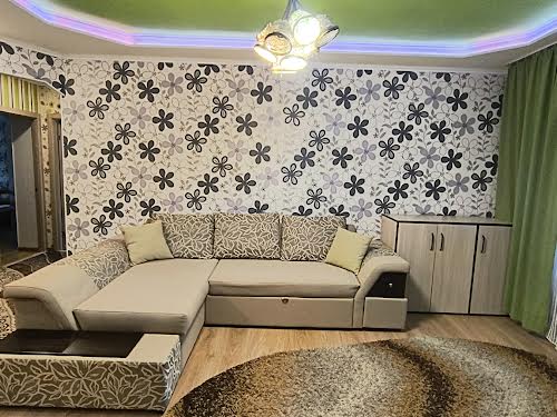 квартира за адресою Степана Бандери вул., 40/1а