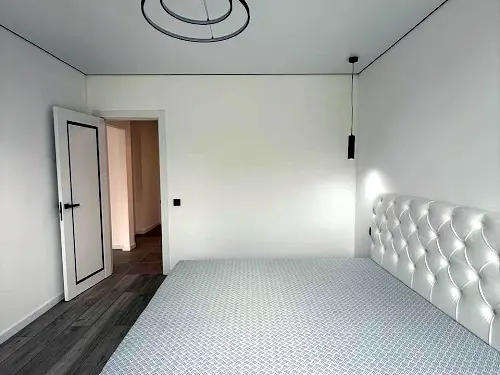квартира за адресою Флотська вул., 10б