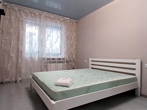 квартира за адресою Лазурна вул., 18а