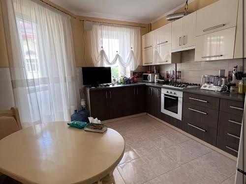 квартира за адресою Джона Ленона вул., 35
