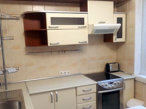 квартира за адресою Панаса Мирного вул., 11