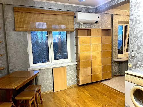 квартира за адресою Зодчих вул., 38