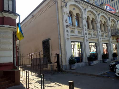 комерційна за адресою Лазаря Глоби вул. (Андрія Фабра), 7