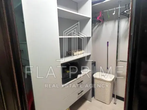 квартира за адресою Регенераторна вул., 4