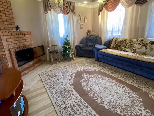 будинок за адресою Центральна вул.