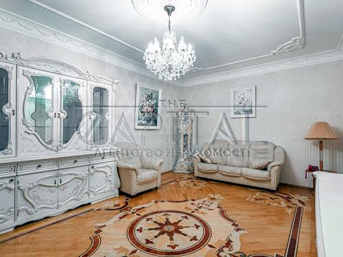 квартира за адресою Андрія Верхогляда вул. (Михайла Драгомирова), 4