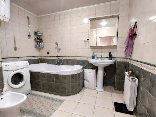 квартира по адресу Анны Ахматовой ул., 43