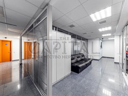 коммерческая по адресу Болсуновская ул. (Сергея Струтинского), 8