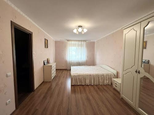 дом по адресу дружби, 141а