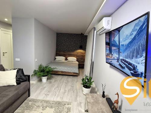 квартира за адресою Чарівна вул., 333