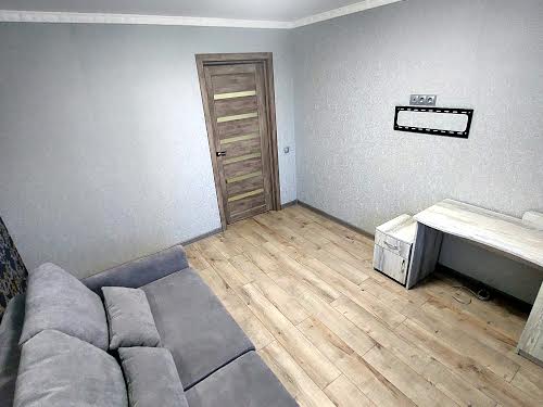 квартира за адресою Казарського вул., 1Б