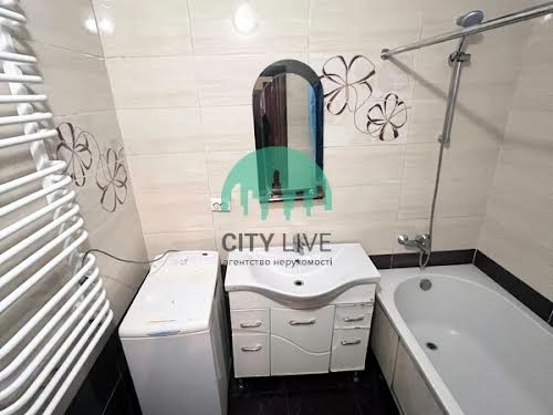 квартира за адресою Федьковича вул., 112б