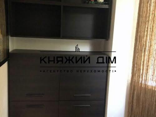 квартира за адресою Рибальська вул., 8
