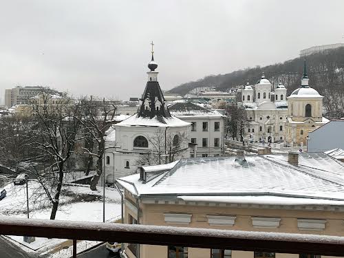 квартира по адресу Андреевский спуск, 2б