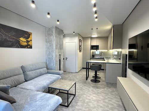 квартира за адресою Театральна, 21