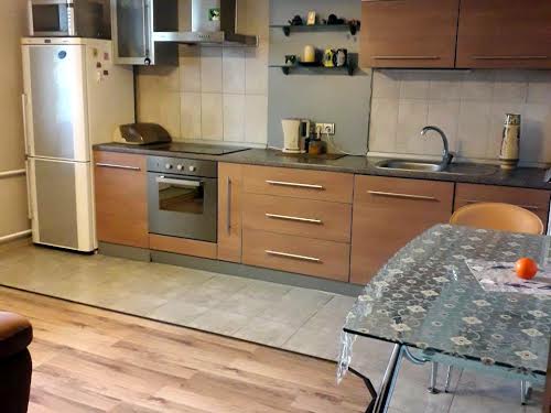 квартира за адресою Академіка Булаховського вул., 5б