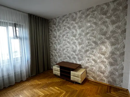 квартира за адресою Срібнокільська вул., 16