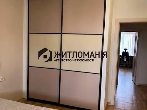 квартира за адресою Академіка Булаховського вул., 5-Д