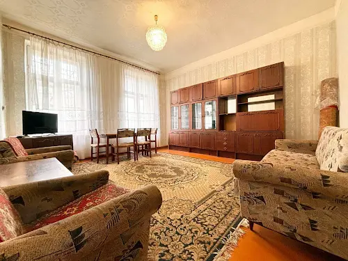 квартира за адресою Семафорна вул., 3