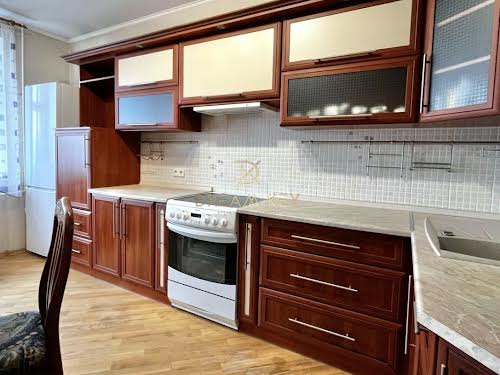 квартира по адресу Анны Ахматовой ул., 3