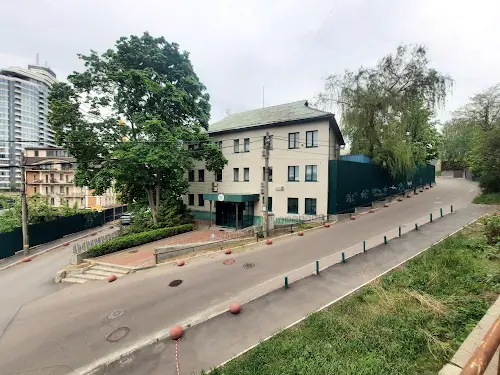 комерційна за адресою провулок Болсуновський, 3/2А