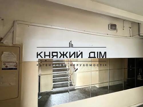 квартира за адресою Машинобудівна вул., 8
