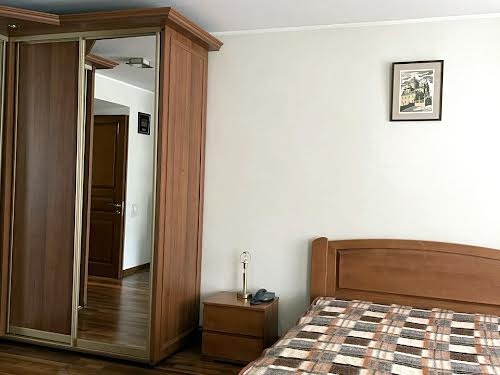 квартира за адресою Підвальна вул., 9