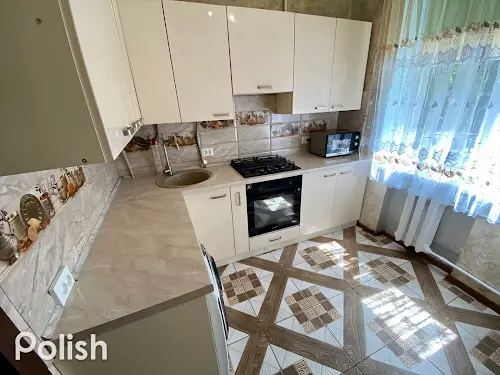 квартира за адресою Бажова вул., 8