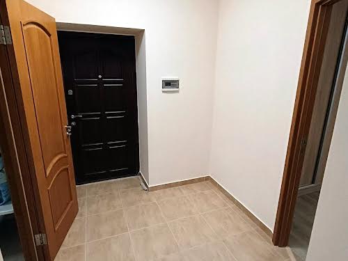 квартира за адресою с. Винники, Винна Гора, 5