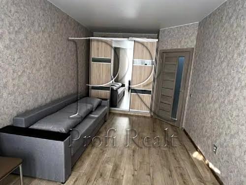 квартира за адресою Приміська вул., 8
