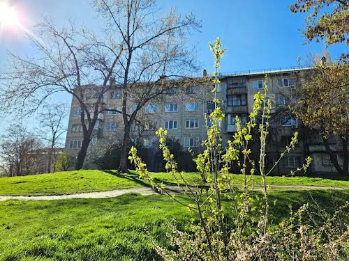 квартира за адресою Анатолія Солов'яненка вул. (Олександра Бойченка)